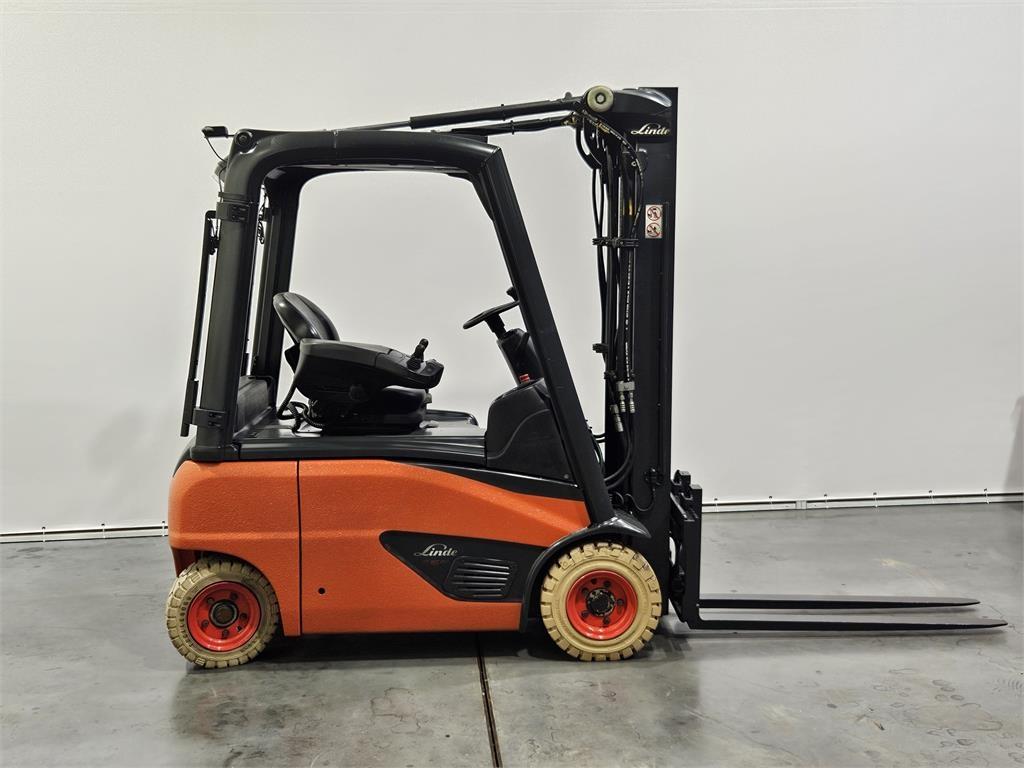 Linde E16 Elektriniai šakiniai krautuvai