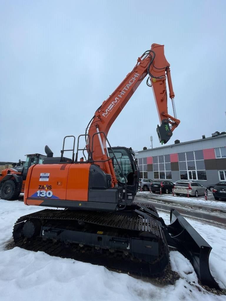 Hitachi ZX 130-6 Vikšriniai ekskavatoriai