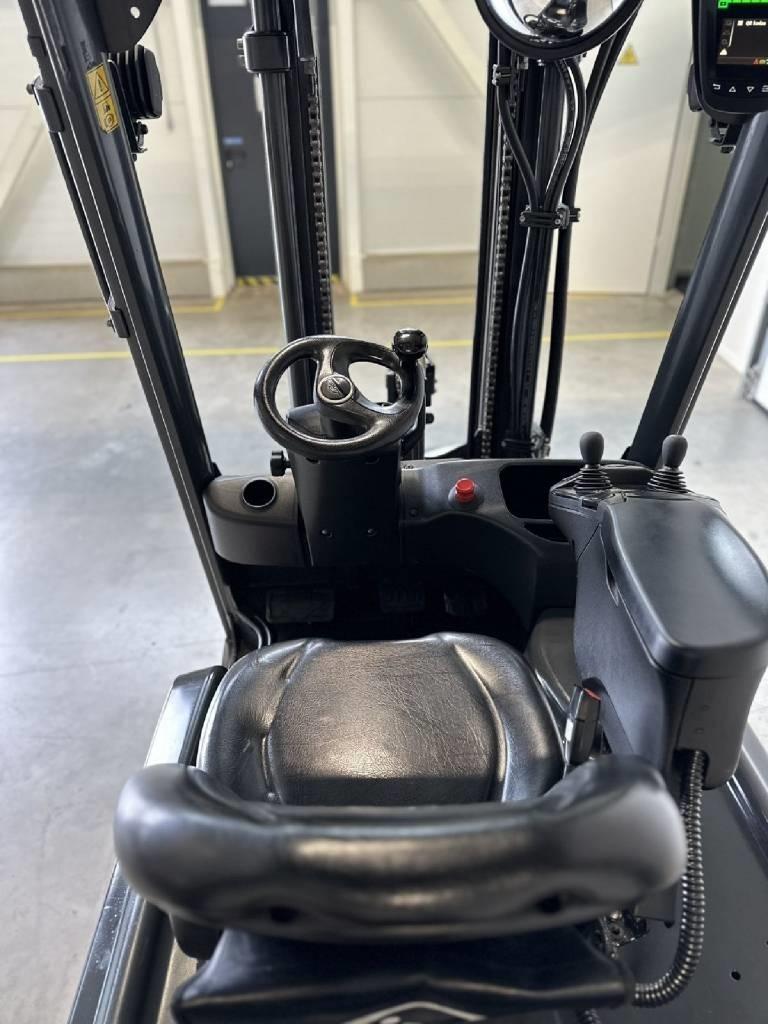 Linde E16H Elektriniai šakiniai krautuvai