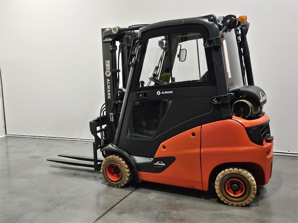 Linde H18T LPG (dujiniai) krautuvai