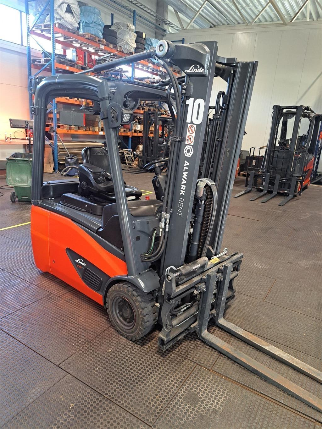 Linde E16 Elektriniai šakiniai krautuvai
