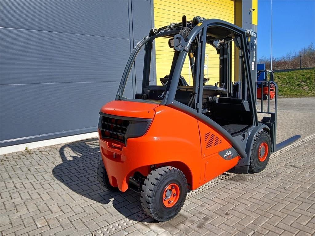 Linde H30D Dyzeliniai krautuvai
